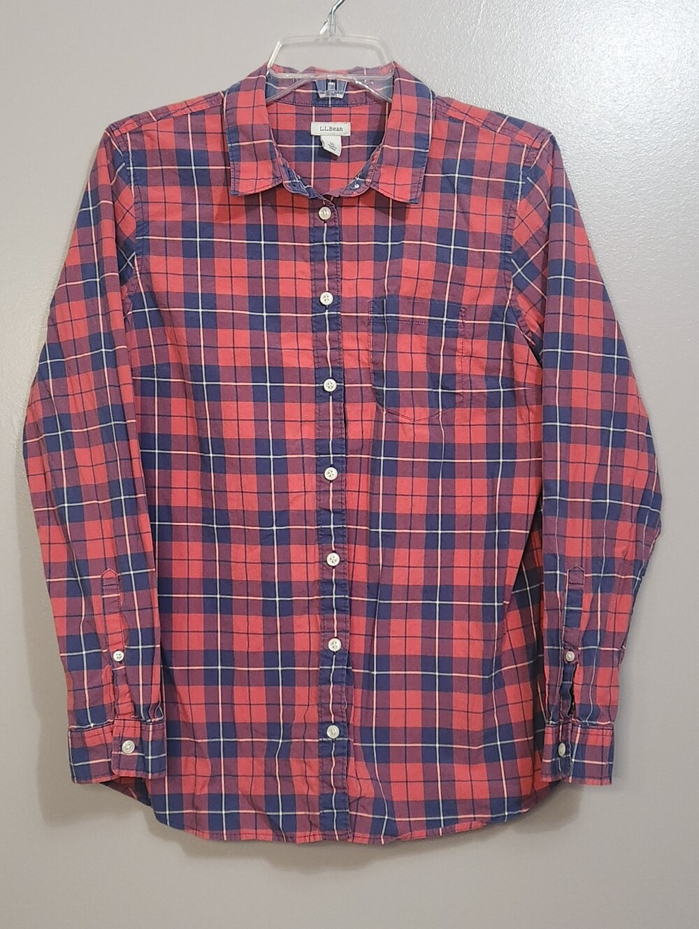 L.L. Bean Women’s Red & Blue Plaid Button-Down Shirt Size Medium